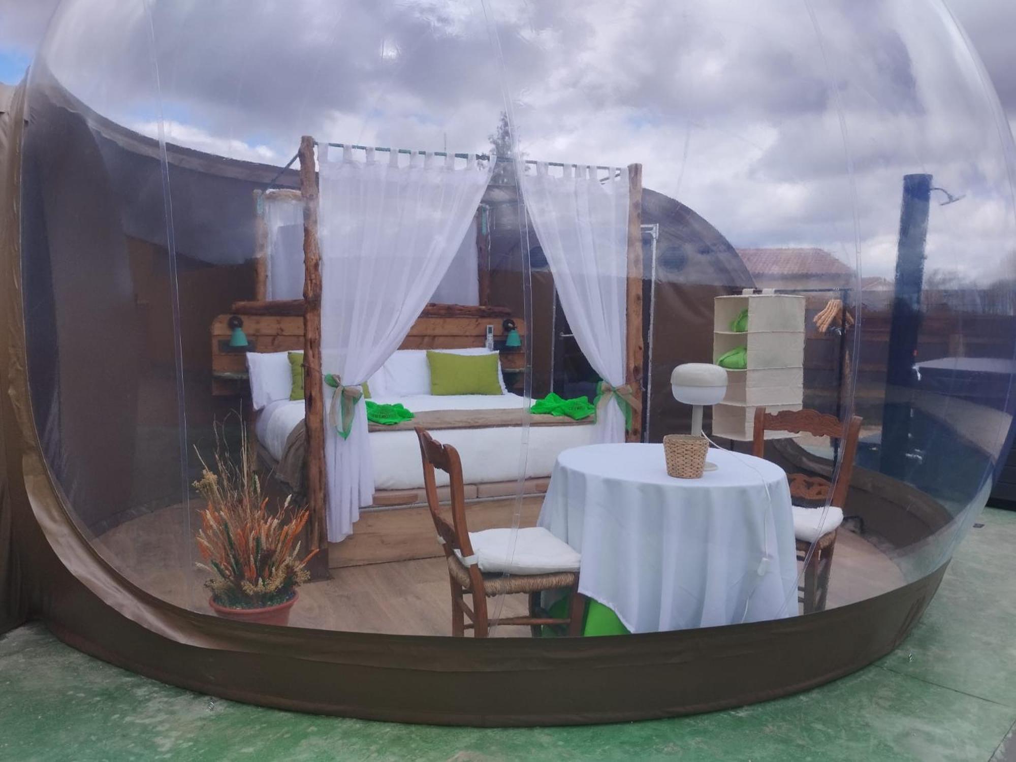 بيذراثا Cosmoveros - Hotel Burbuja المظهر الخارجي الصورة