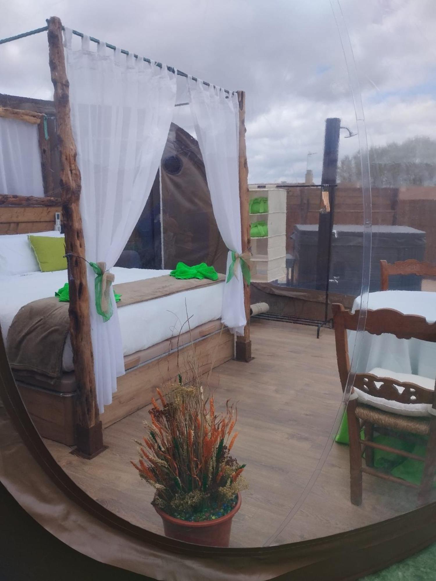 بيذراثا Cosmoveros - Hotel Burbuja المظهر الخارجي الصورة