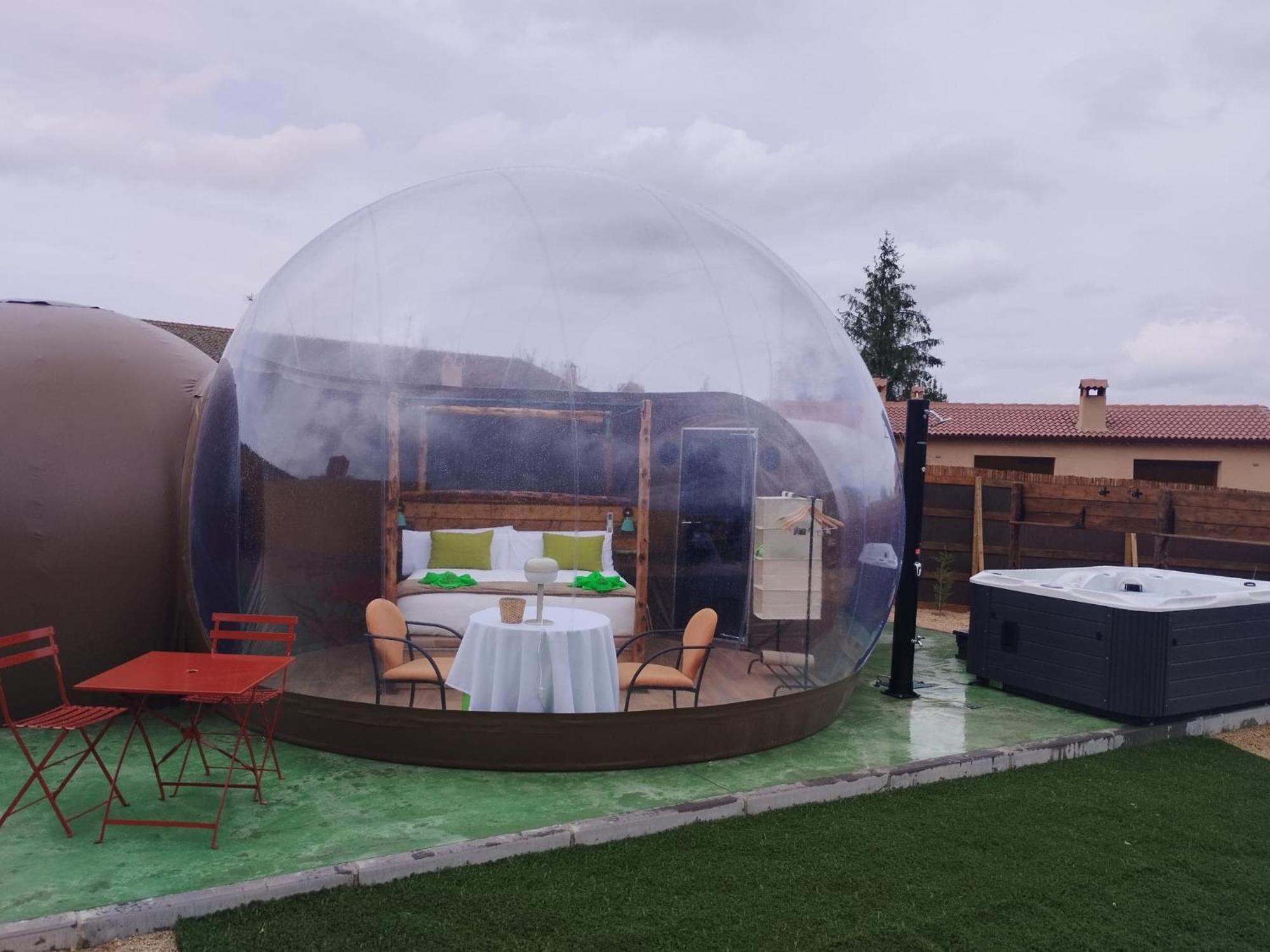 بيذراثا Cosmoveros - Hotel Burbuja المظهر الخارجي الصورة