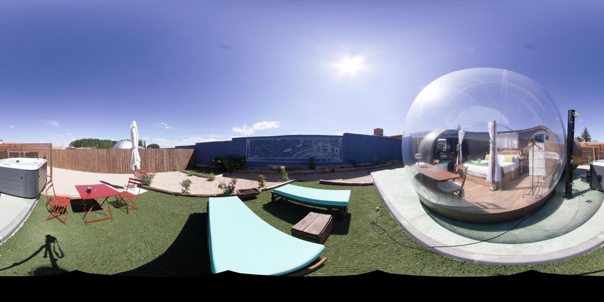 بيذراثا Cosmoveros - Hotel Burbuja المظهر الخارجي الصورة