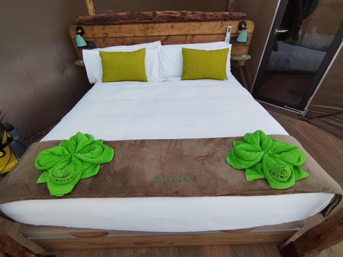 بيذراثا Cosmoveros - Hotel Burbuja المظهر الخارجي الصورة